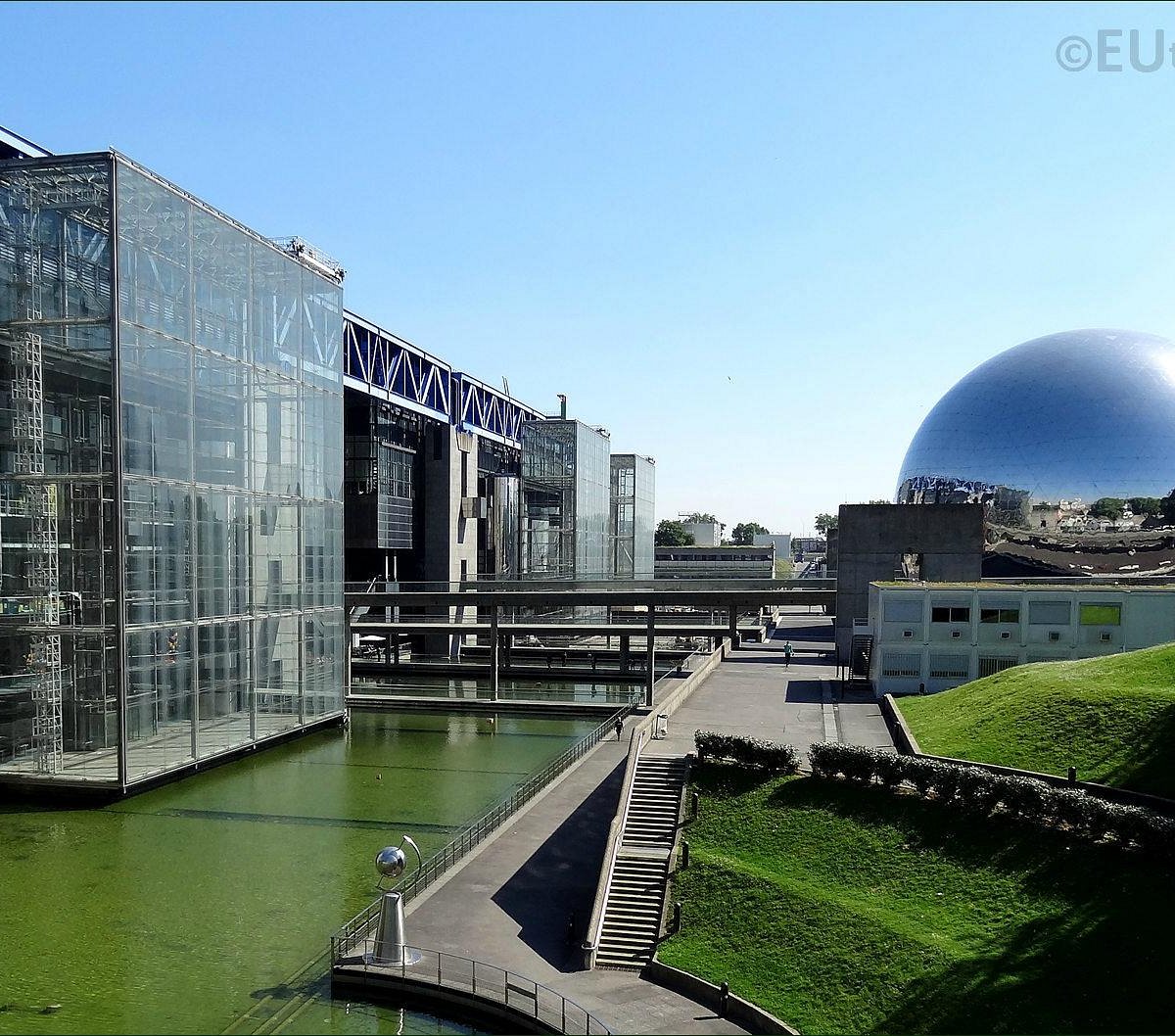 Visit the Cité des Sciences et de l'Industrie