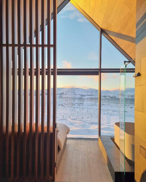 Lakeview Retreat