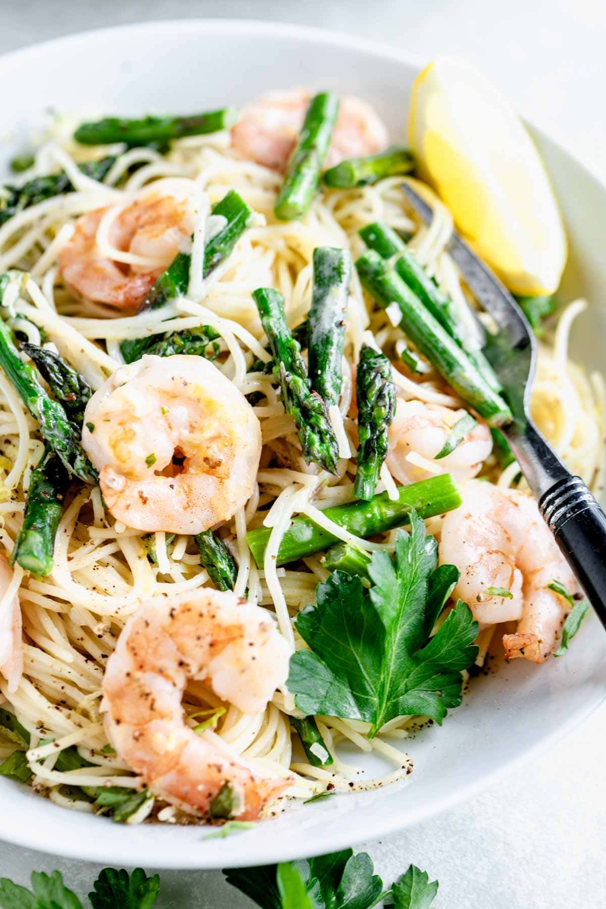 Shrimp and Asparagus Pasta with Lemon Cream Sauce