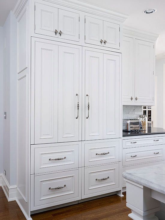 Sophisticated Elegance with Etched Glass Cabinets
