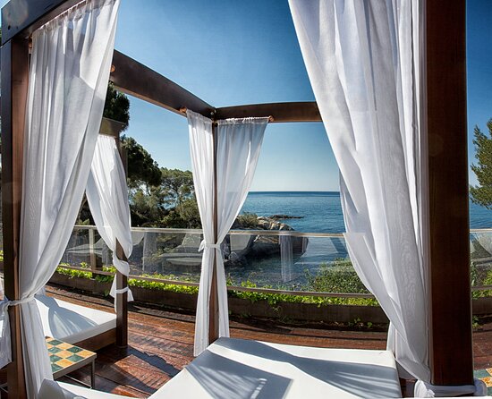 Aro Beach Retreat and Spa