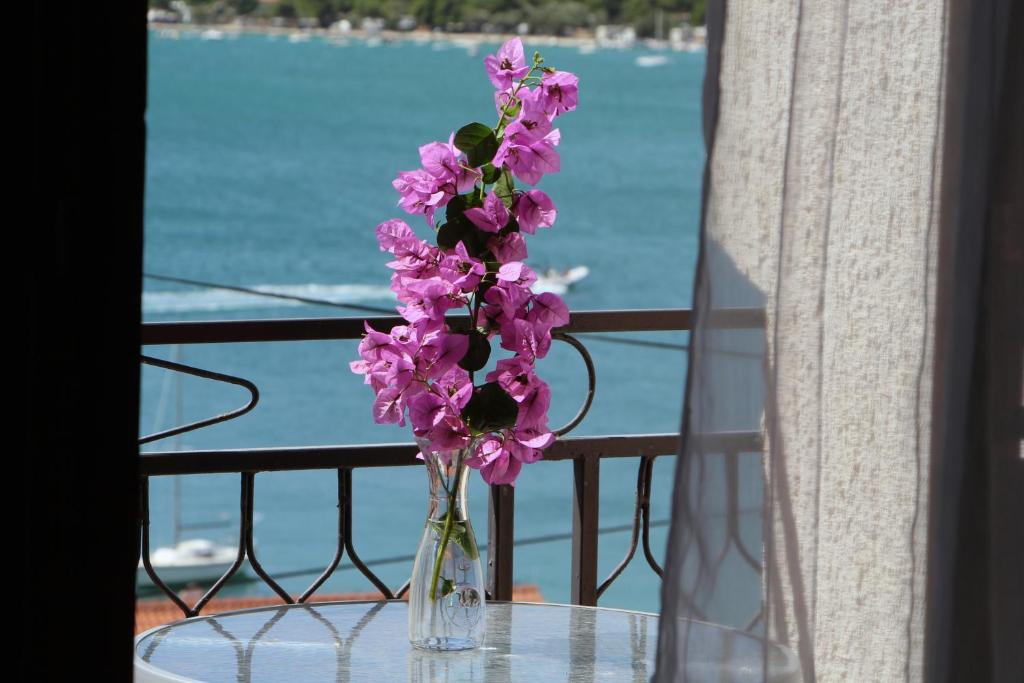 Hotel Tisno Marina