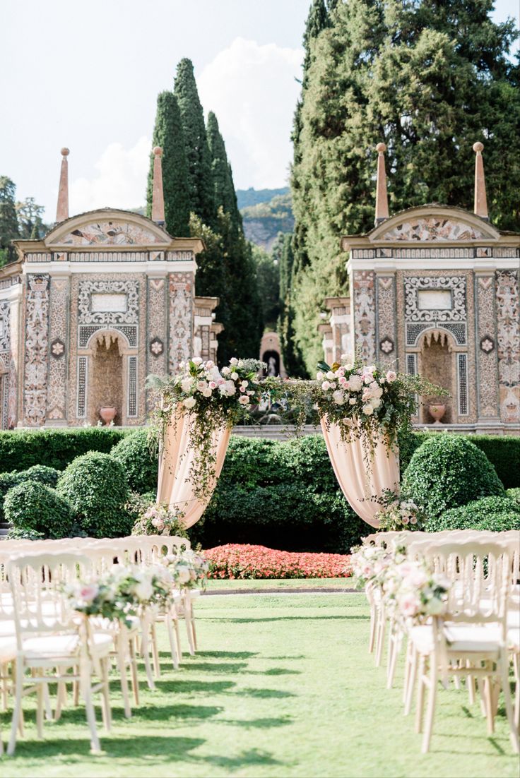 4. Villa d'Este, Italy