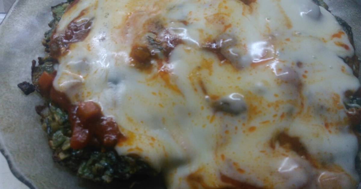 Pizza de espinacas y ricotta con masa de avena