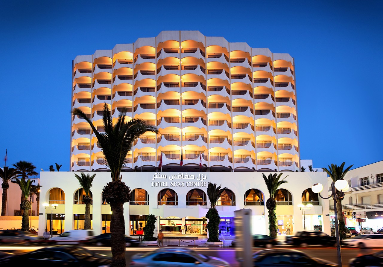 Hotel B