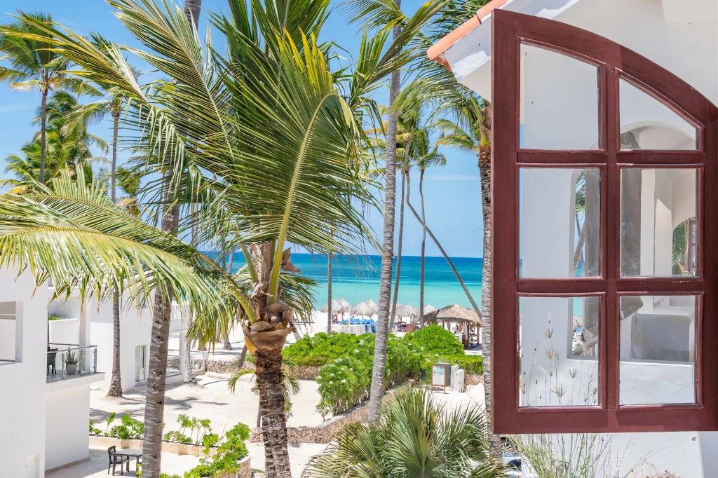 Flor Del Mar Bed and Breakfast