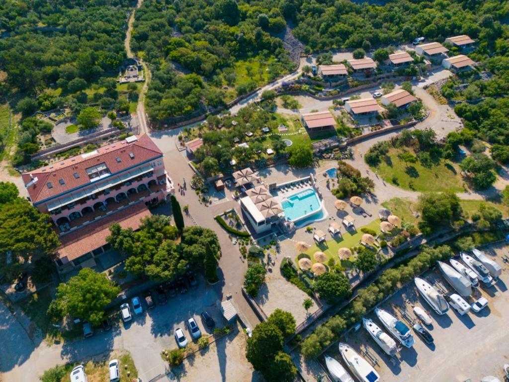 Hotel Kanajt Palace