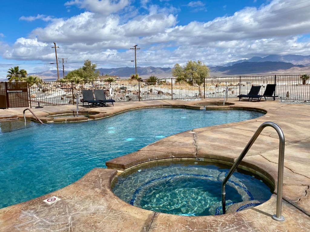 8. Doggie Delight Resort