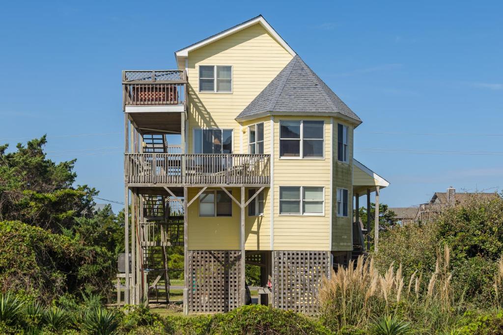 Sandy Paws Inn