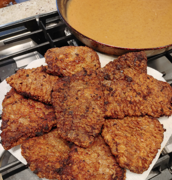 Fried Cube Steak with Country Gravy