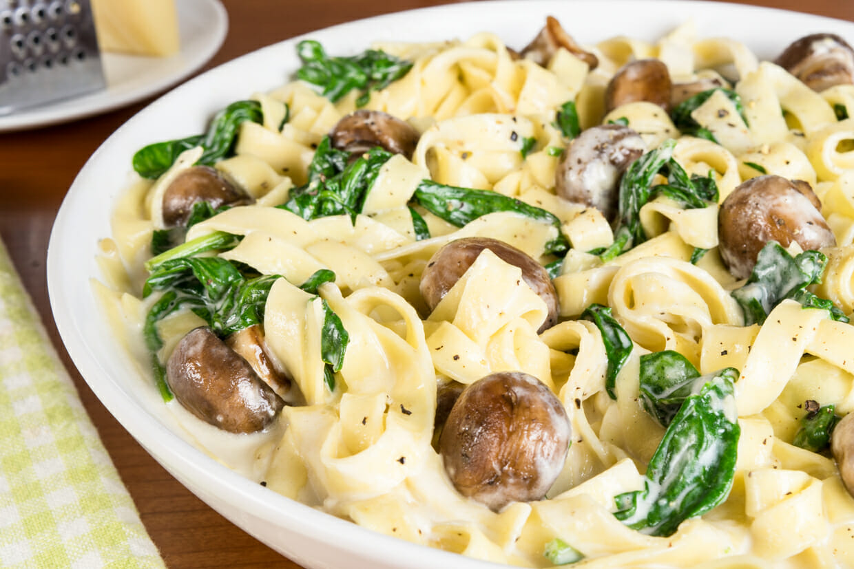 Spinach and Mushroom Fettuccine Alfredo