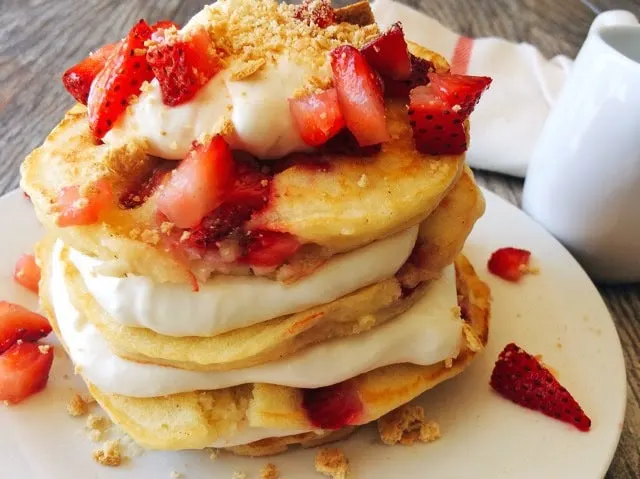 Cheesecake Stuffed Pancakes