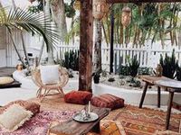 Patterned Patio Rug - Eye-Catching Design