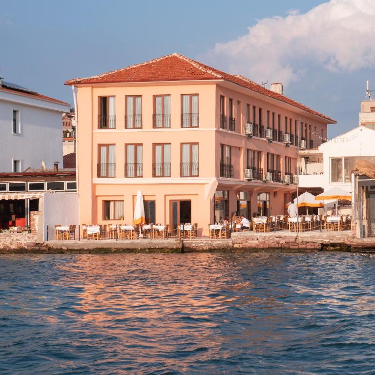 Ayvalık City Hotel