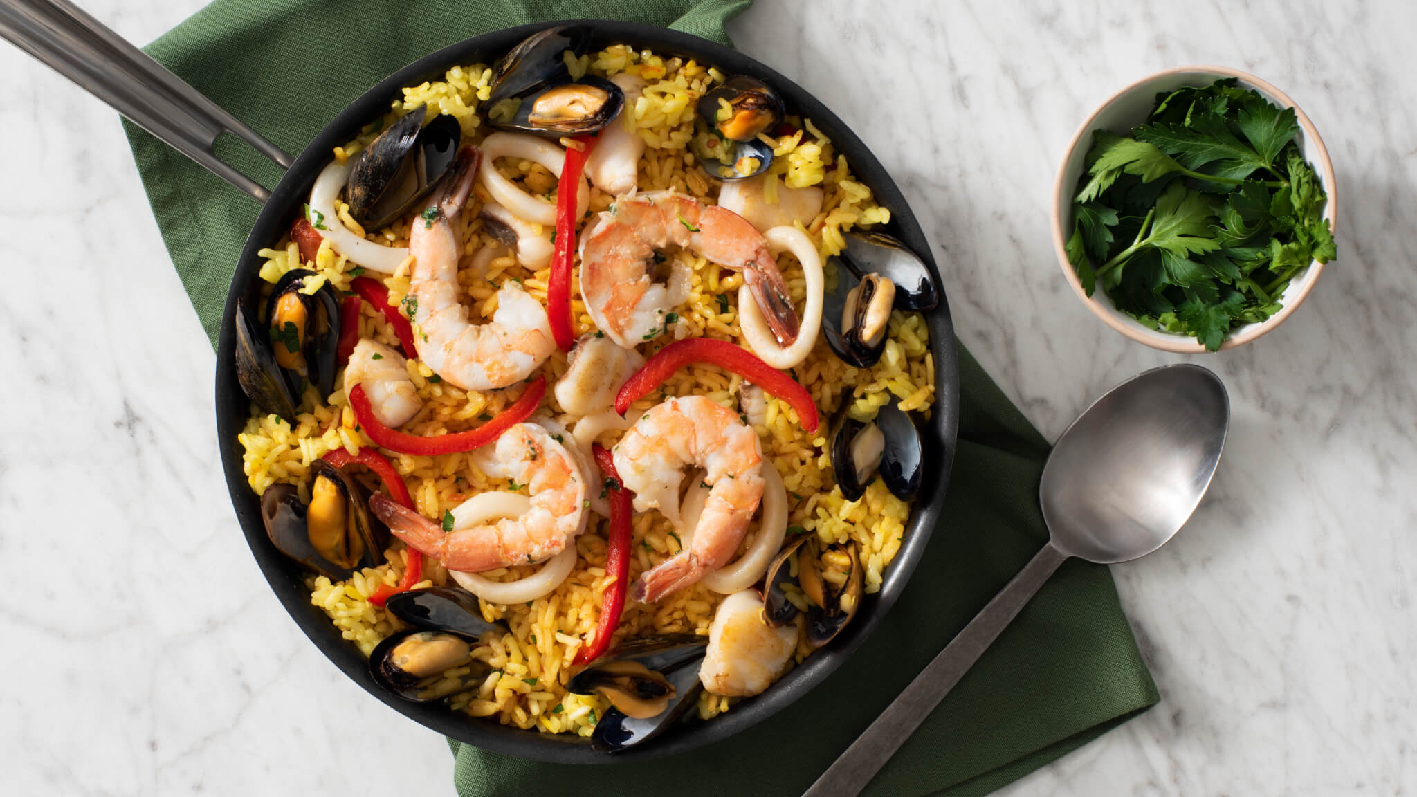 Paella Valenciana de mariscos y verduras