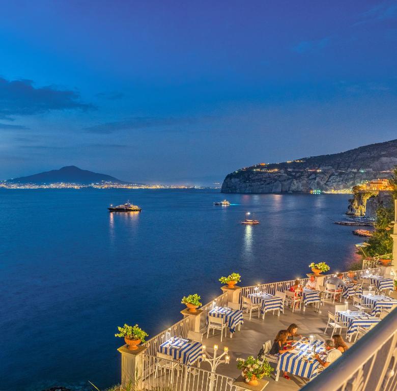 Hotel Riviera View