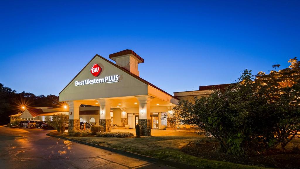 Fitness Haven Hotel