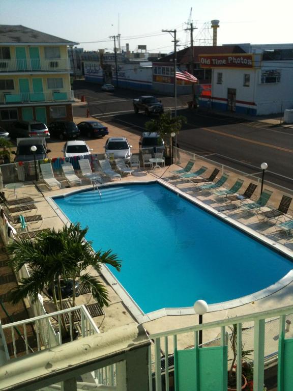 Surfside Motel
