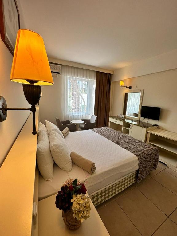 Smart Stay Beachfront Hotel