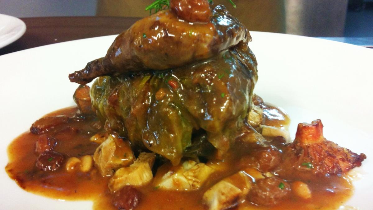 Perdiz estofada con hierbas provenzales