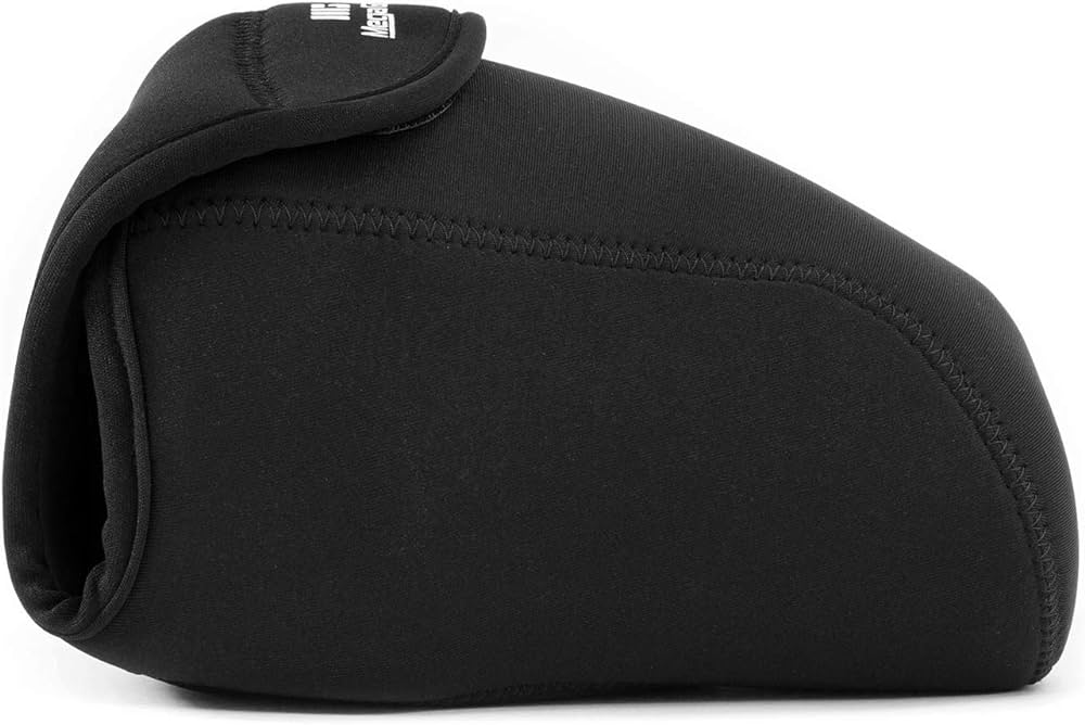 MegaGear MG091 Ultra Light Neoprene Camera Case