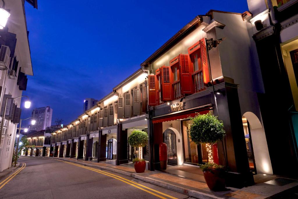 8. The Scarlet Singapore