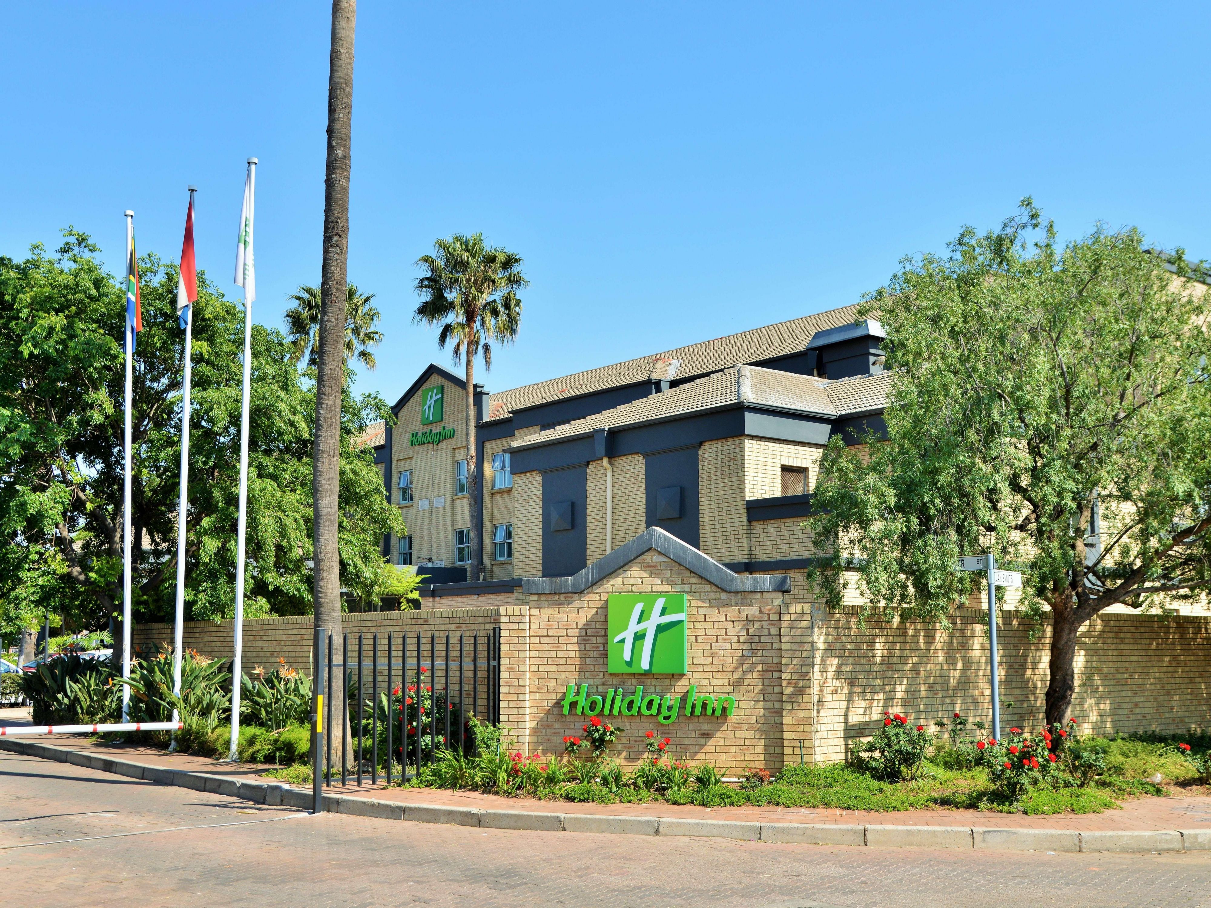 Hotel H