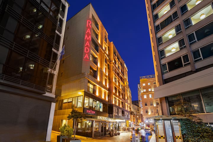 Ramada by Wyndham Istanbul Airport Hotel