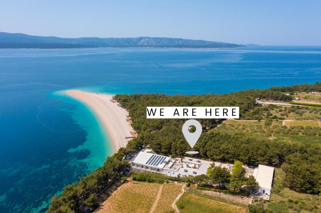 Zlatni Rat Beach