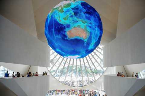 Visit the Museum of Tomorrow