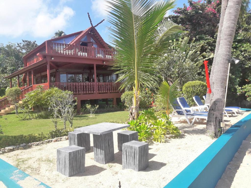 Beachfront Villa