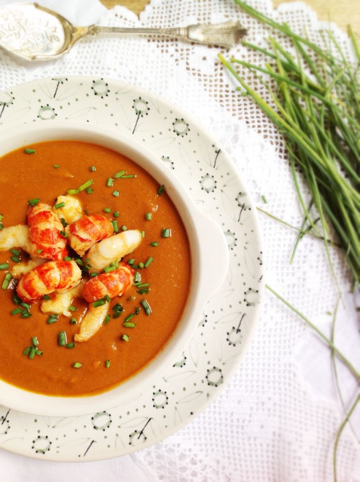 Sopa de mariscos con toque italiano