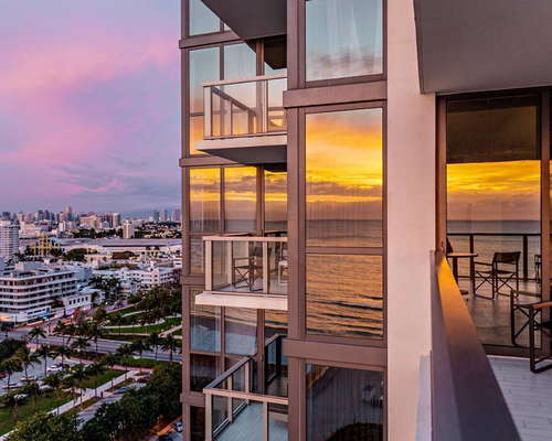 W South Beach