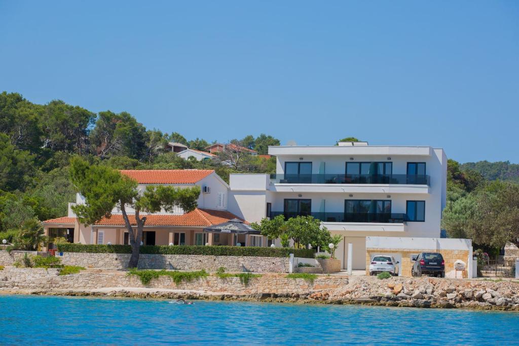 Hotel Punta Paradise