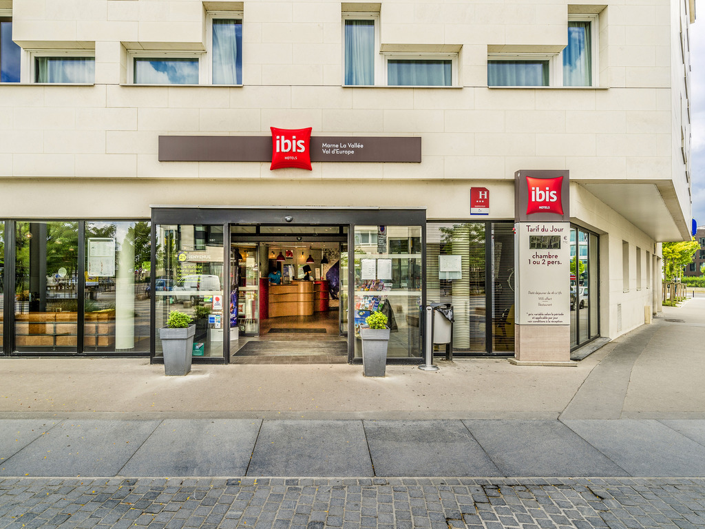 Hotel ibis Marne-La-Vallée Val d'Europe