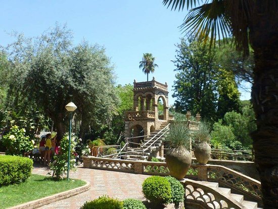 Relax at the Villa Comunale