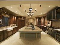 Luxurious Modern Kitchen