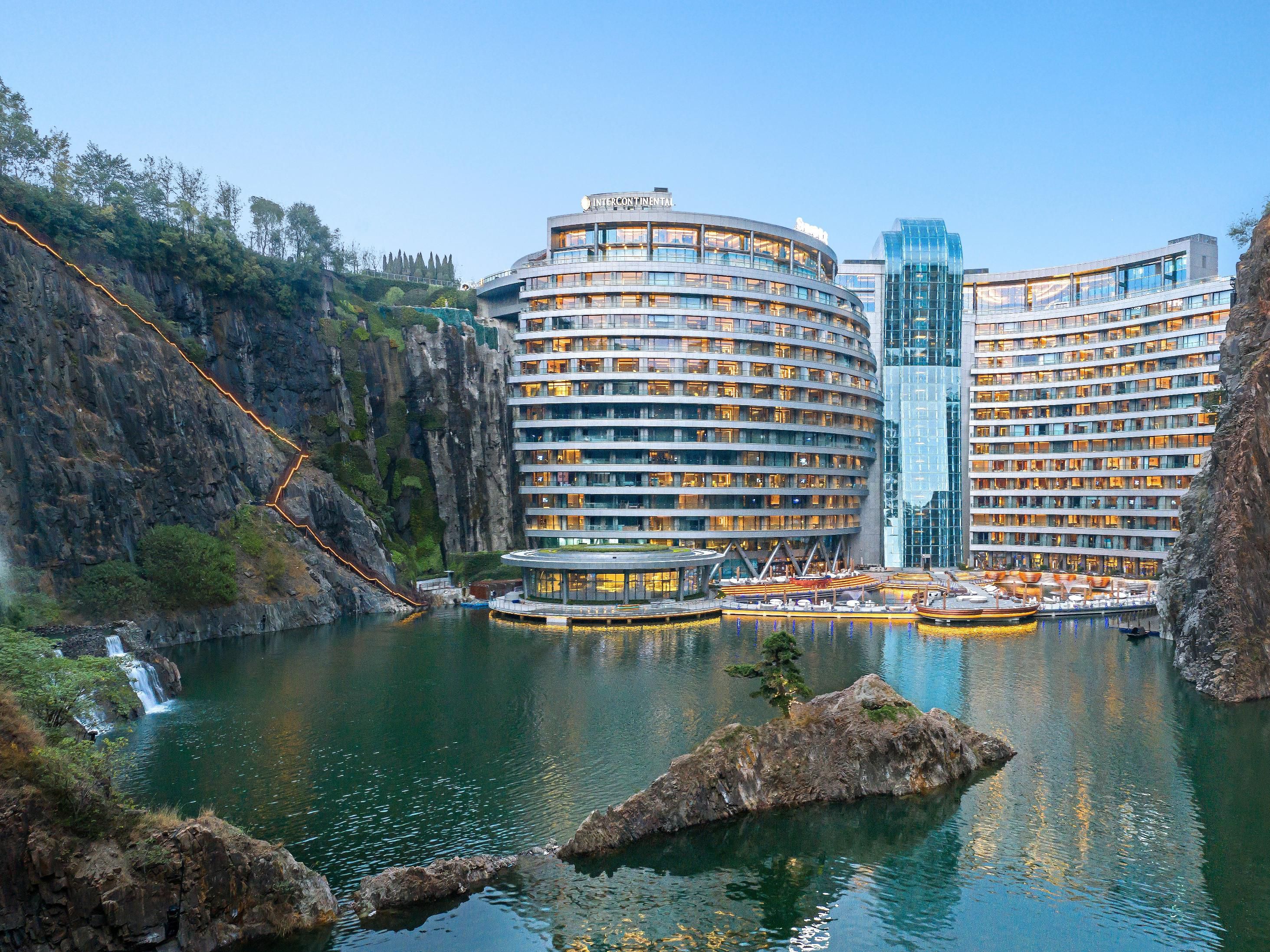 InterContinental Shanghai Wonderland