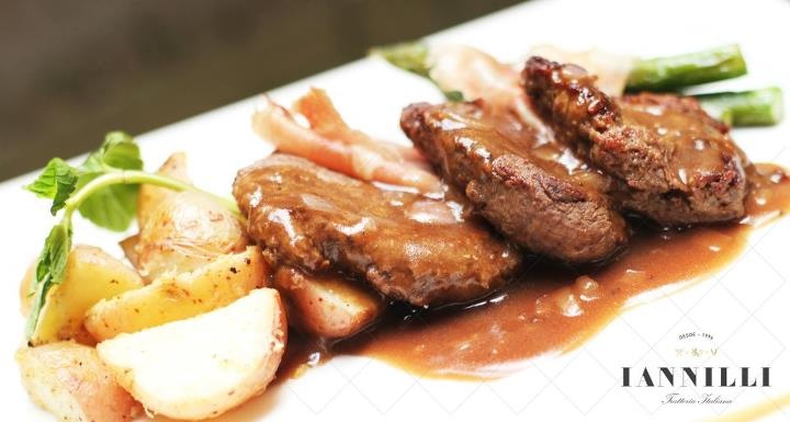 Saltimbocca a la Romana con espárragos