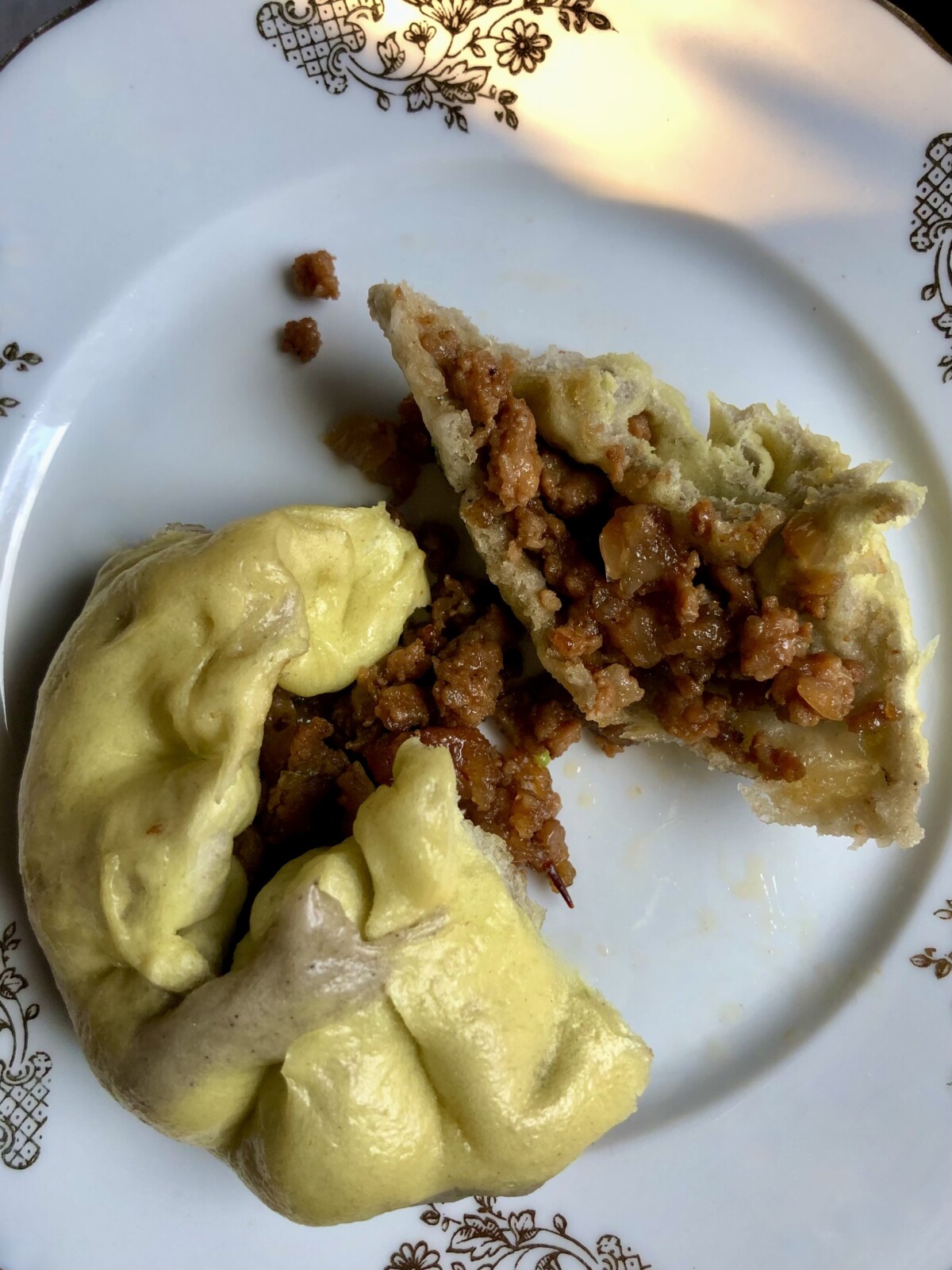 Gua Bao (Taiwanese Pork Belly Buns)