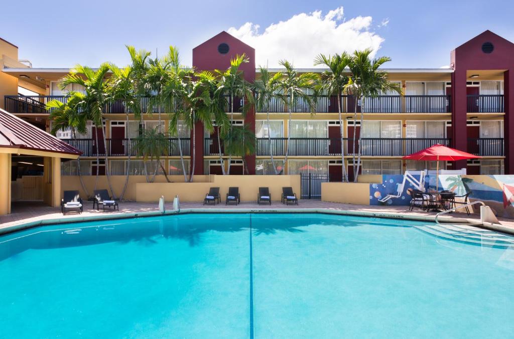 The Doggie Links Hotel