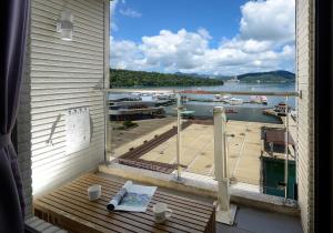 Lakeview Hotel