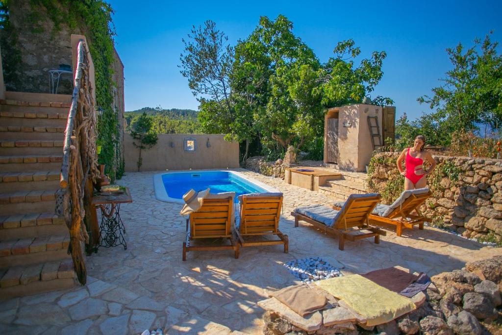 Villa Jelsa Oasis