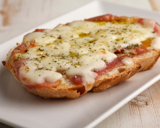 Pizza de Queso de Cabra y Cebolla Caramelizada