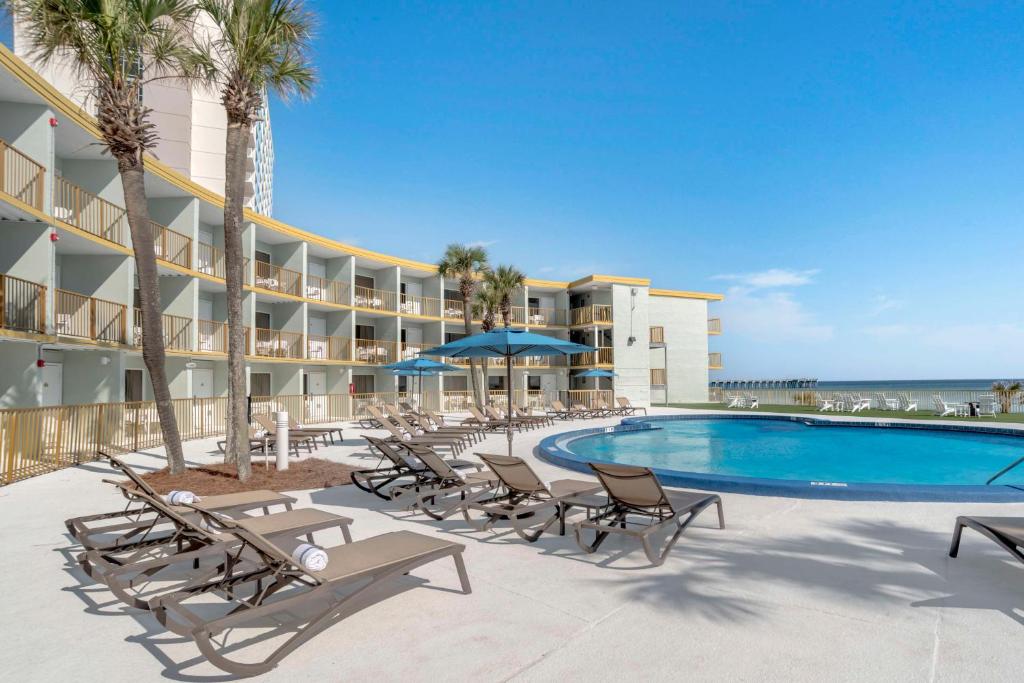 Beachfront Resort with Outdoor Adventures