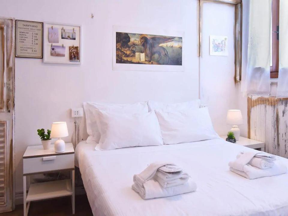 Standard Room with Private Bathroom