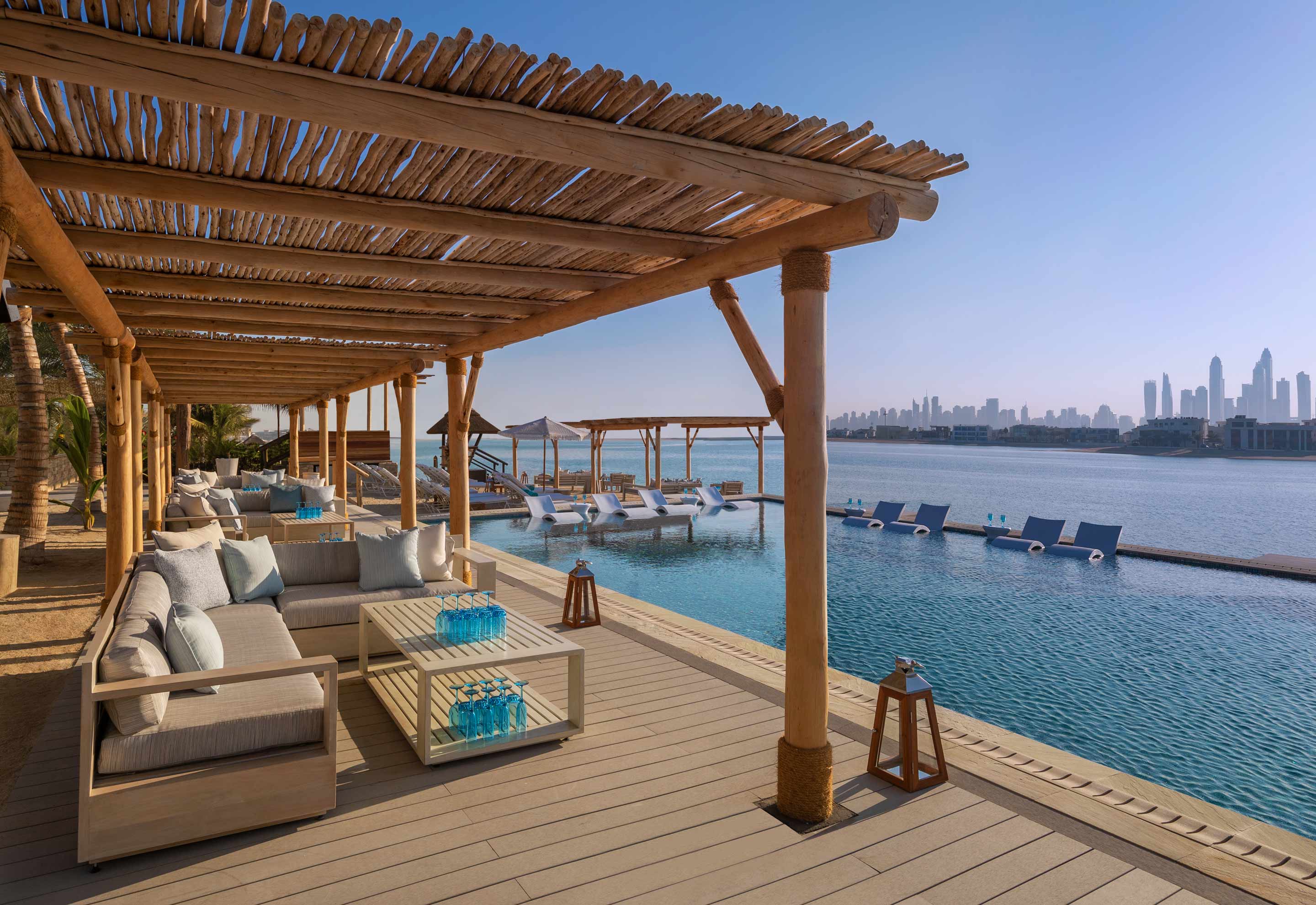White Dubai