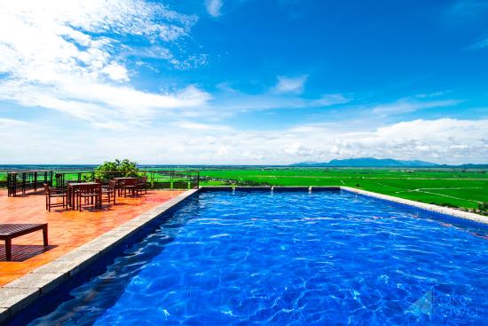 Day 6: Sam Mountain and Chau Doc