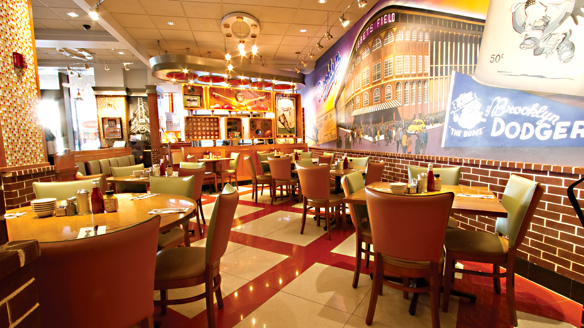 Juniors Restaurant & Bakery