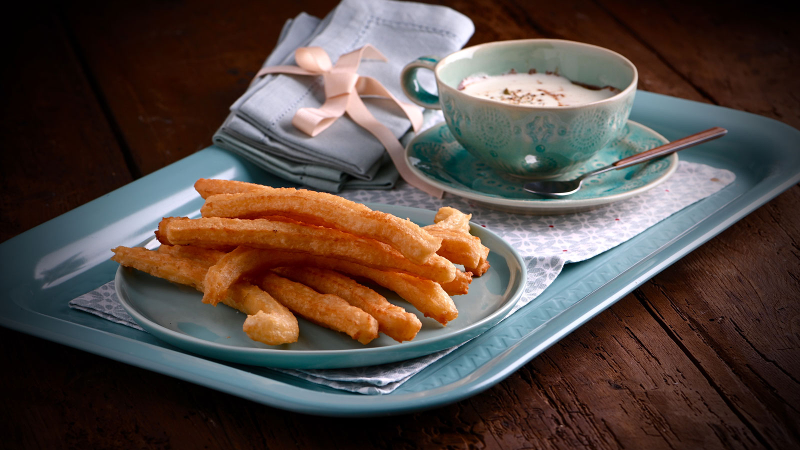 Receta de Churros con chocolate - Canal de Cocina Española